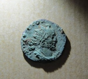 Victorinus coin obverse