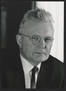 A picture of the Germna physicist, Gottfried Möllenstedt.