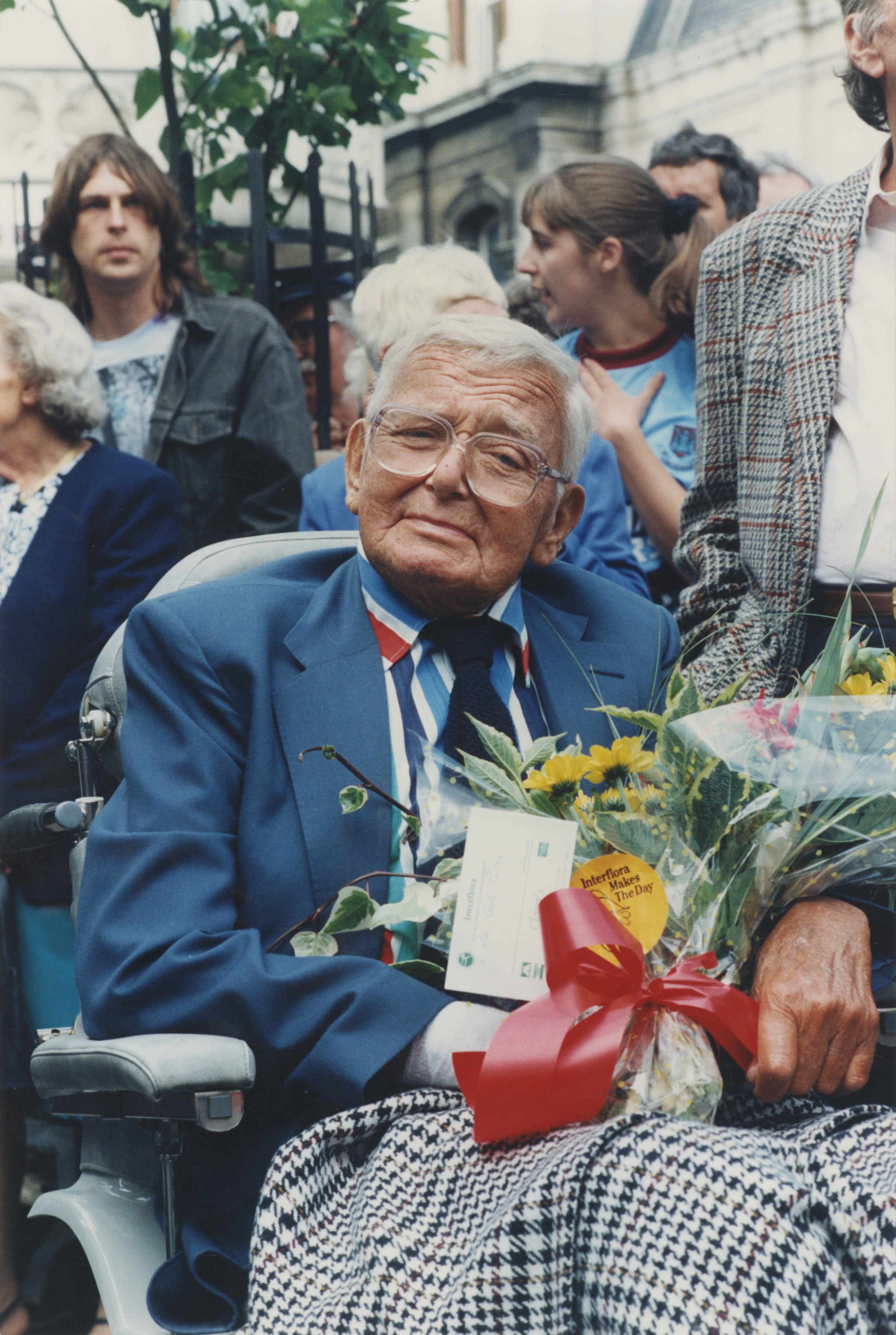 Colour photo of Giles at the unveiling of the Grandma statue in Ipswich - East Anglian Daily Times, September 1993 (Image ref: GAPH00429)