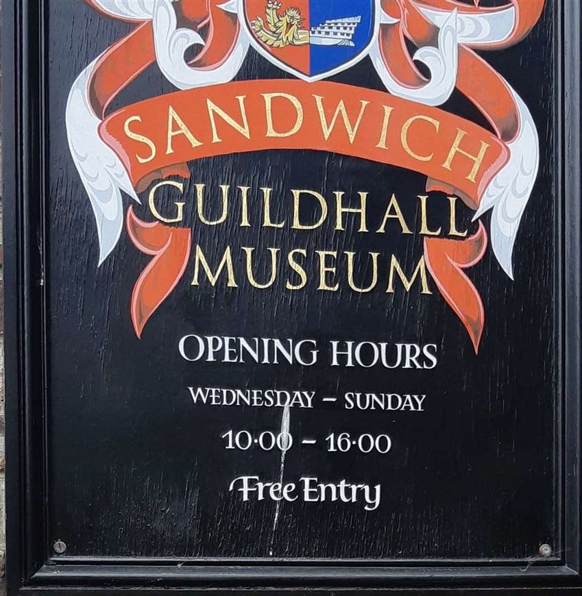 Sandwich Guildhall Museum sign