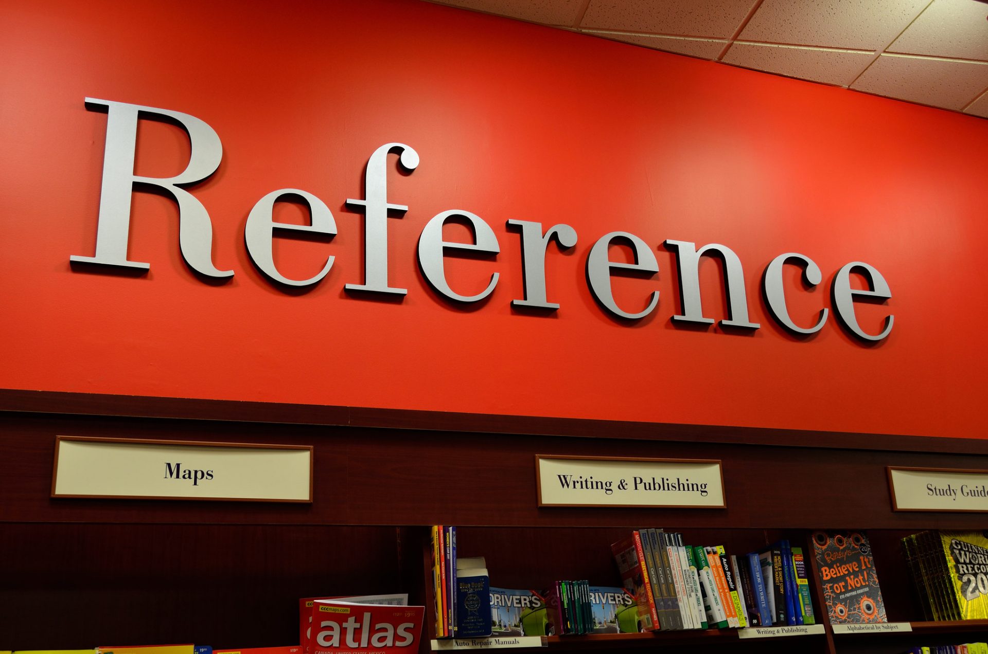 Reference sources – English library resource guide