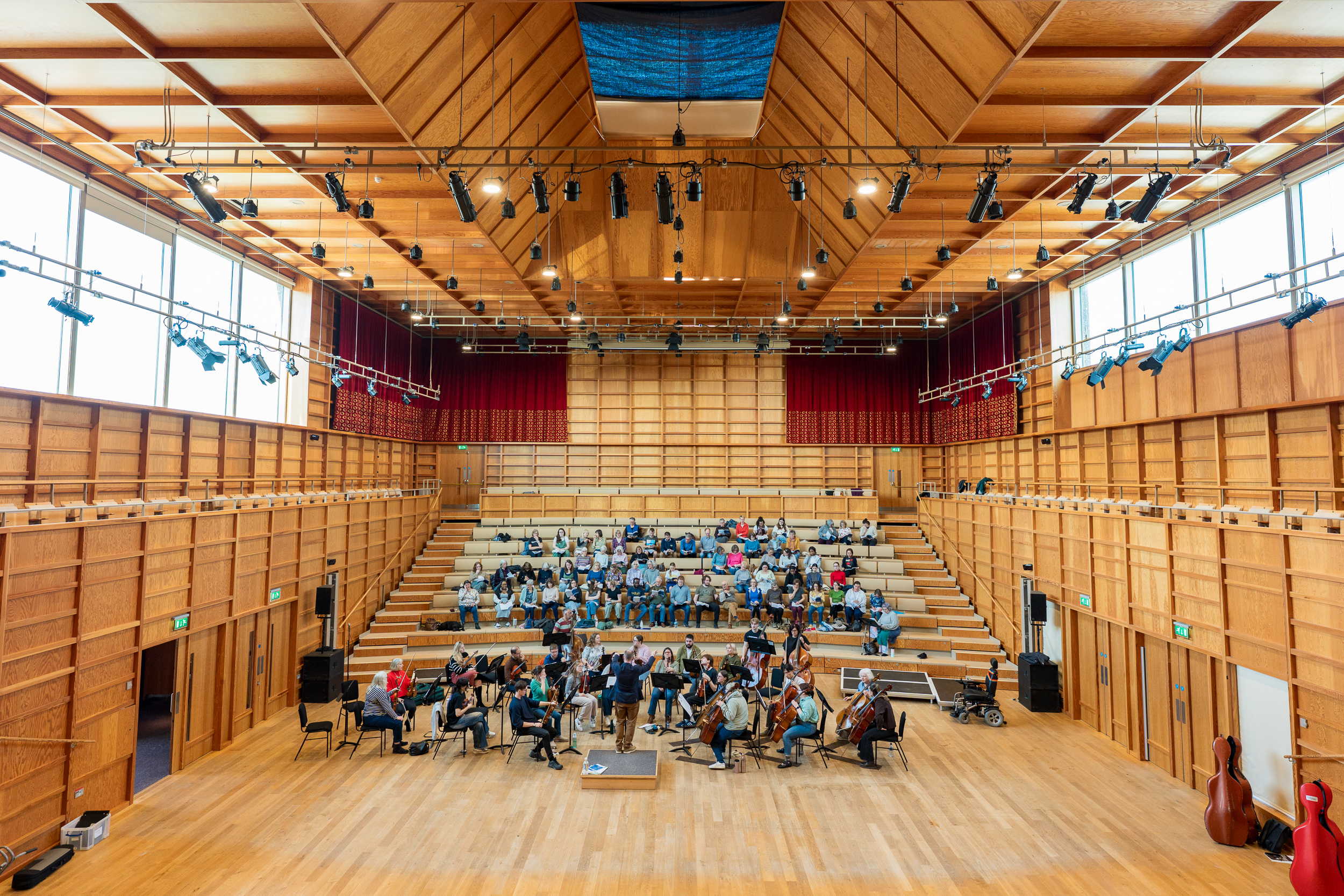 In rehearsal: Chorus and Orchestra