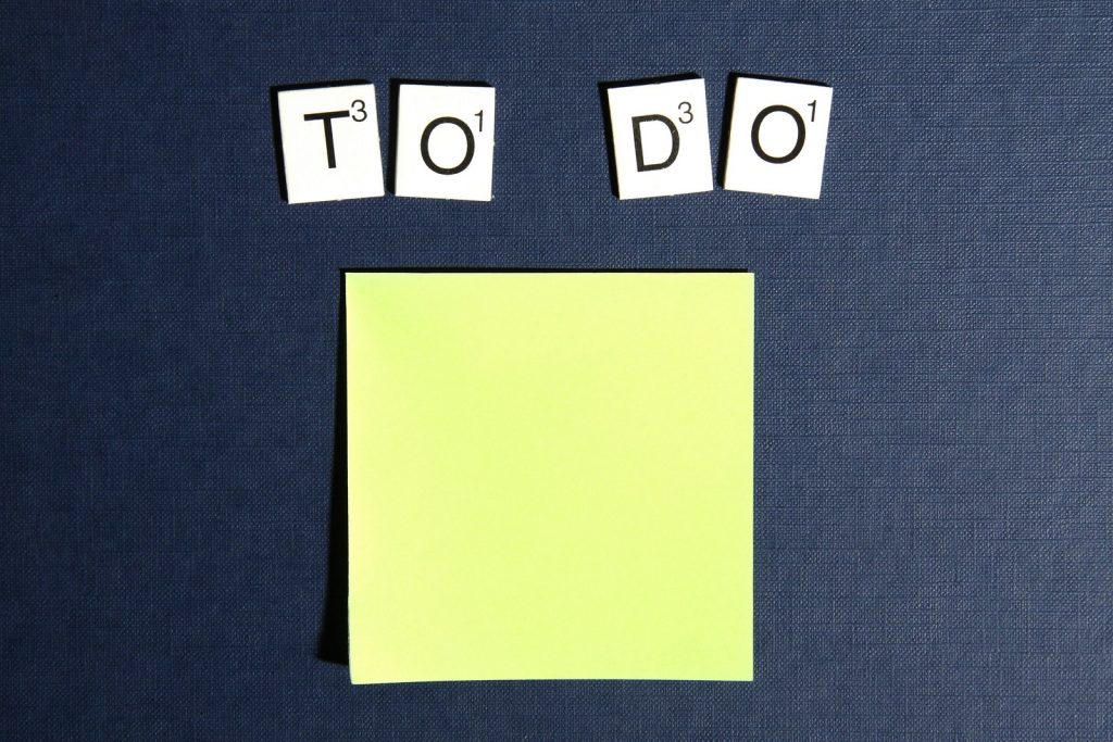 'To do' over a blank post it note.