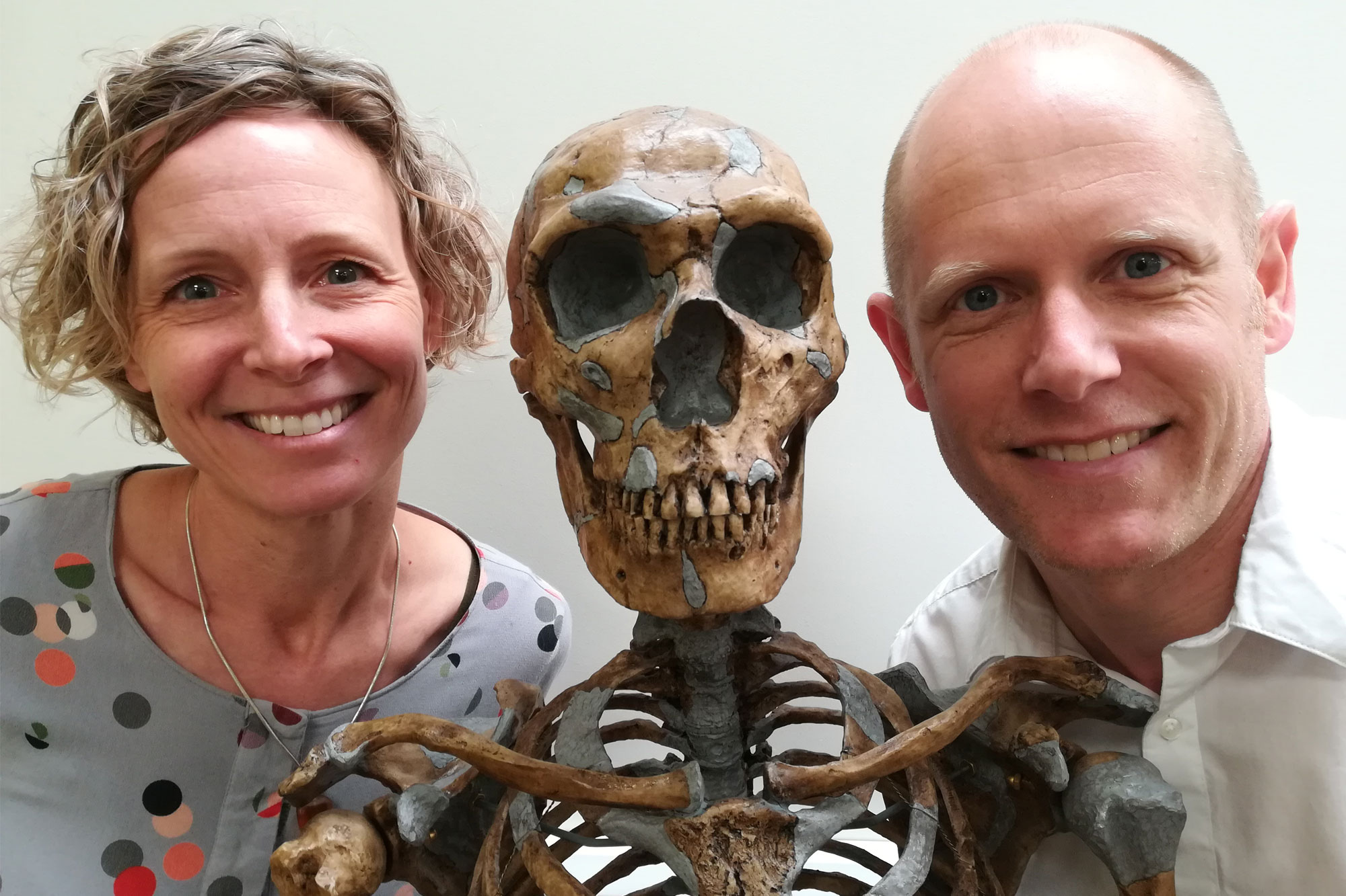 Professor Tracy Kivell and Dr Matthew Skinner with human skeleton