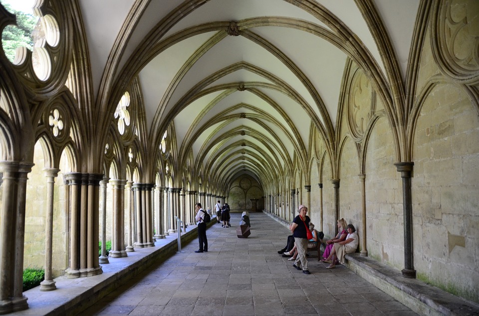 Canterbury cathedral cloister
