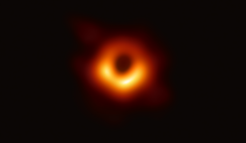 Event Horizon Telescope, Black hole