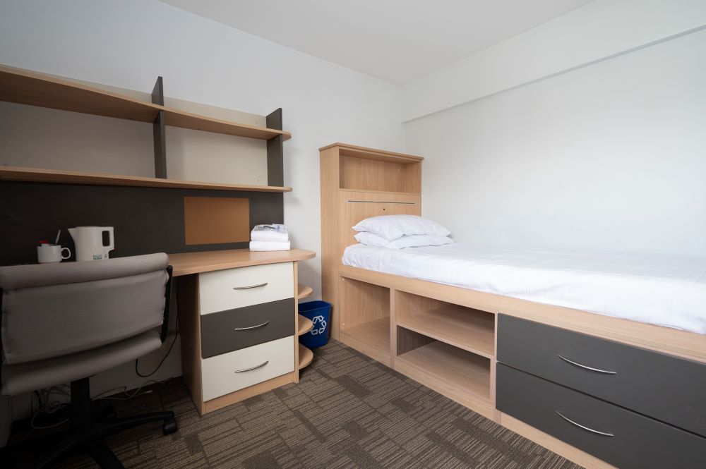 Keynes college bedroom