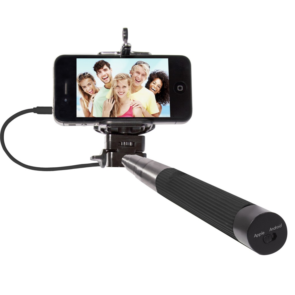 smart phone mounted on selfie stick
