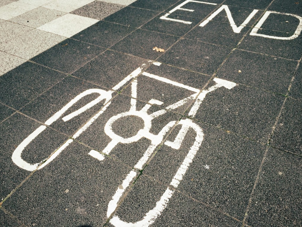 bike street sign